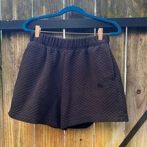 Skull House Running, quilted black shorts, size L/XL